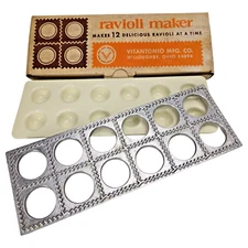 Vitantonio Ravioli Pasta Maker 12" Pewter No. 512 Retro Kitchen Tool Box Vintage