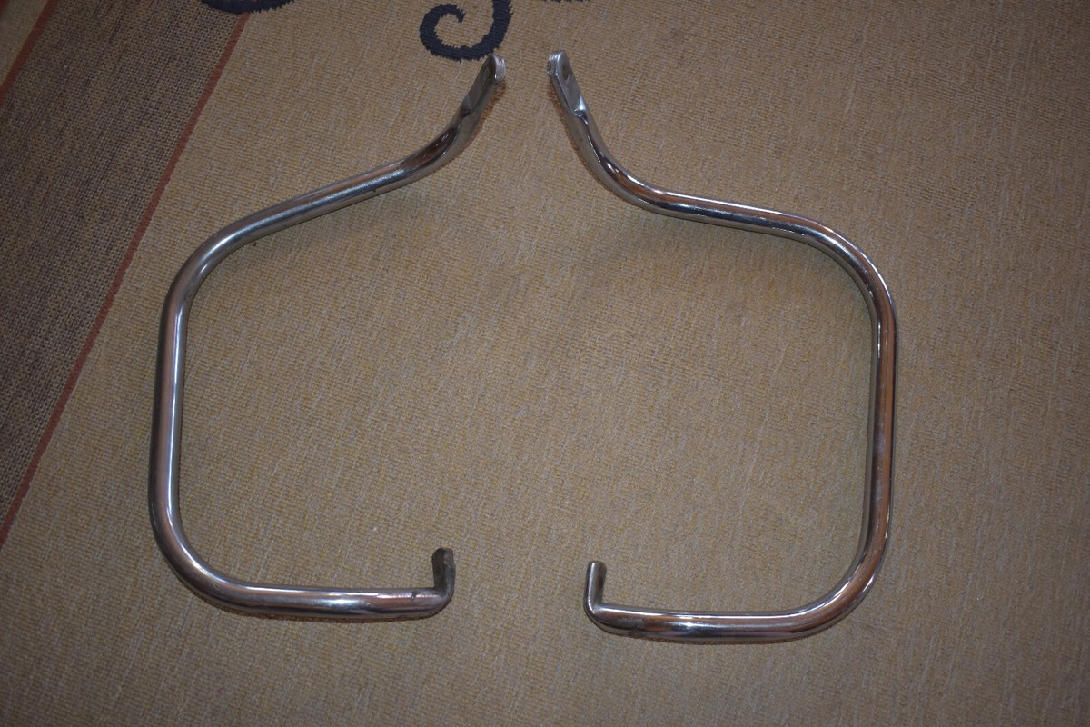 、、 OEM HARLEY DAVIDSON CHROME REAR SAFETY GUARDS PN 49152-58 49153-58