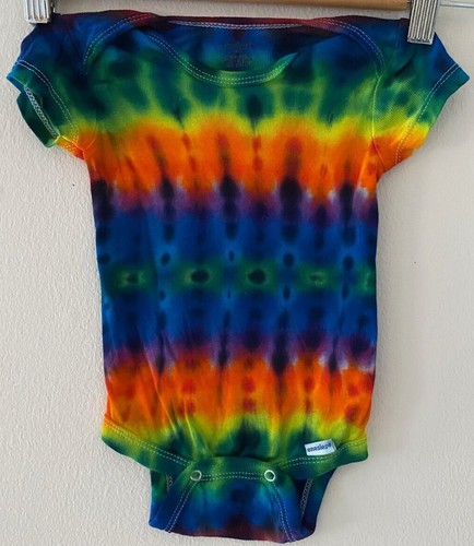 Nuevo Tie Dye 0-3 meses Gerber Onsies 100% algodón manga corta todas las estaciones todos los días - Imagen 4 de 15