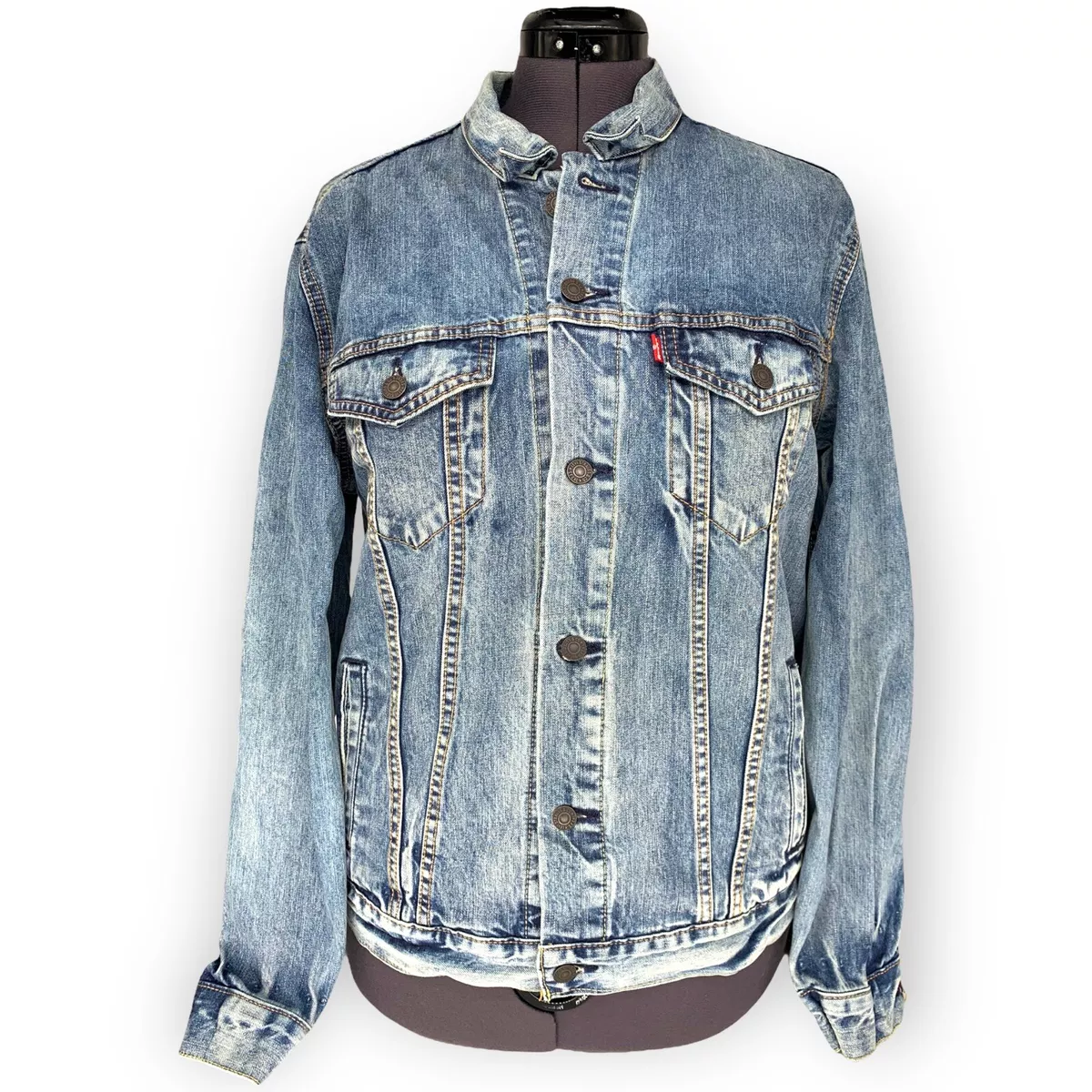 Buy Levi's Black Relaxed Fit Denim Jacket for Mens Online @ Tata CLiQ