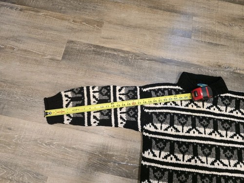 Vintage CCH Imports 100% Wool Pull over Sweater  Hand Knit  - Picture 7 of 10