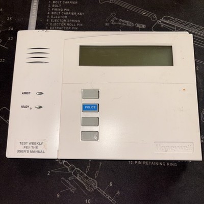 ADEMCO Resideo 6160CR-2 commercial fire alfa-numeric keypad (white)