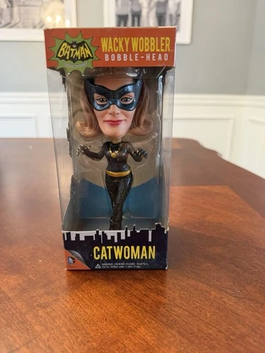 Funko Wacky Wobbler Classic 1966 Batman TV Series CATWOMAN