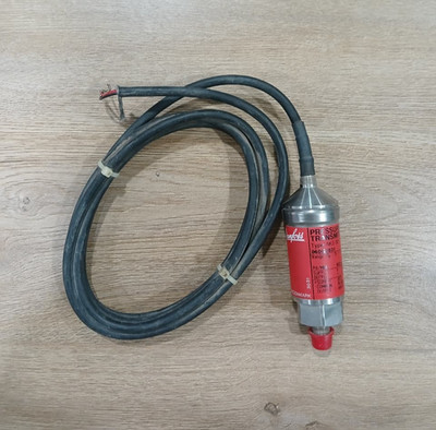Danfoss AKS 32 pressurre transmitter