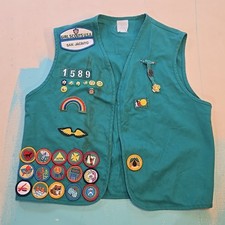 VTG Girl Scouts Youth Vest Green San Jacinto Texas Troop 1589 1990s Badges USA