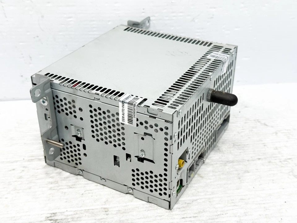 Ford Mustang Radio 2010 6 discos reproductor de CD receptor satélite AR3T-19C158-AL OEM Foto 3 de 4