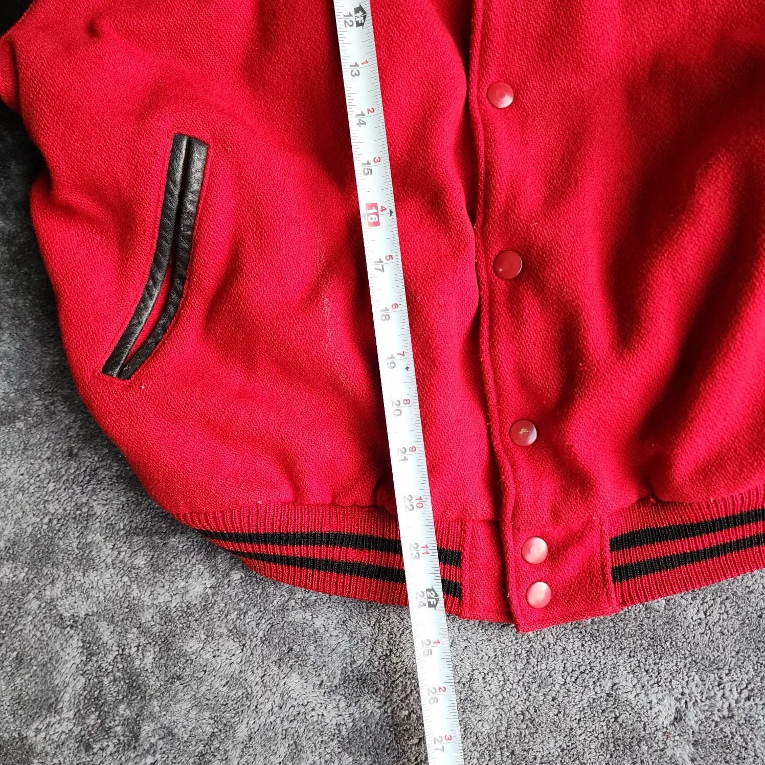 GAP Varsity Jacket Red Wool Black Leather Sleeves USA Made Vintage Size L Bomber image 4
