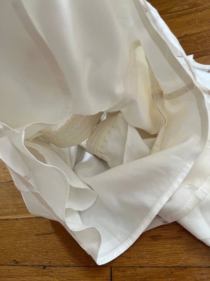 Club Monaco Womens Shorts White Size 0 A000959 - Image 3 of 4