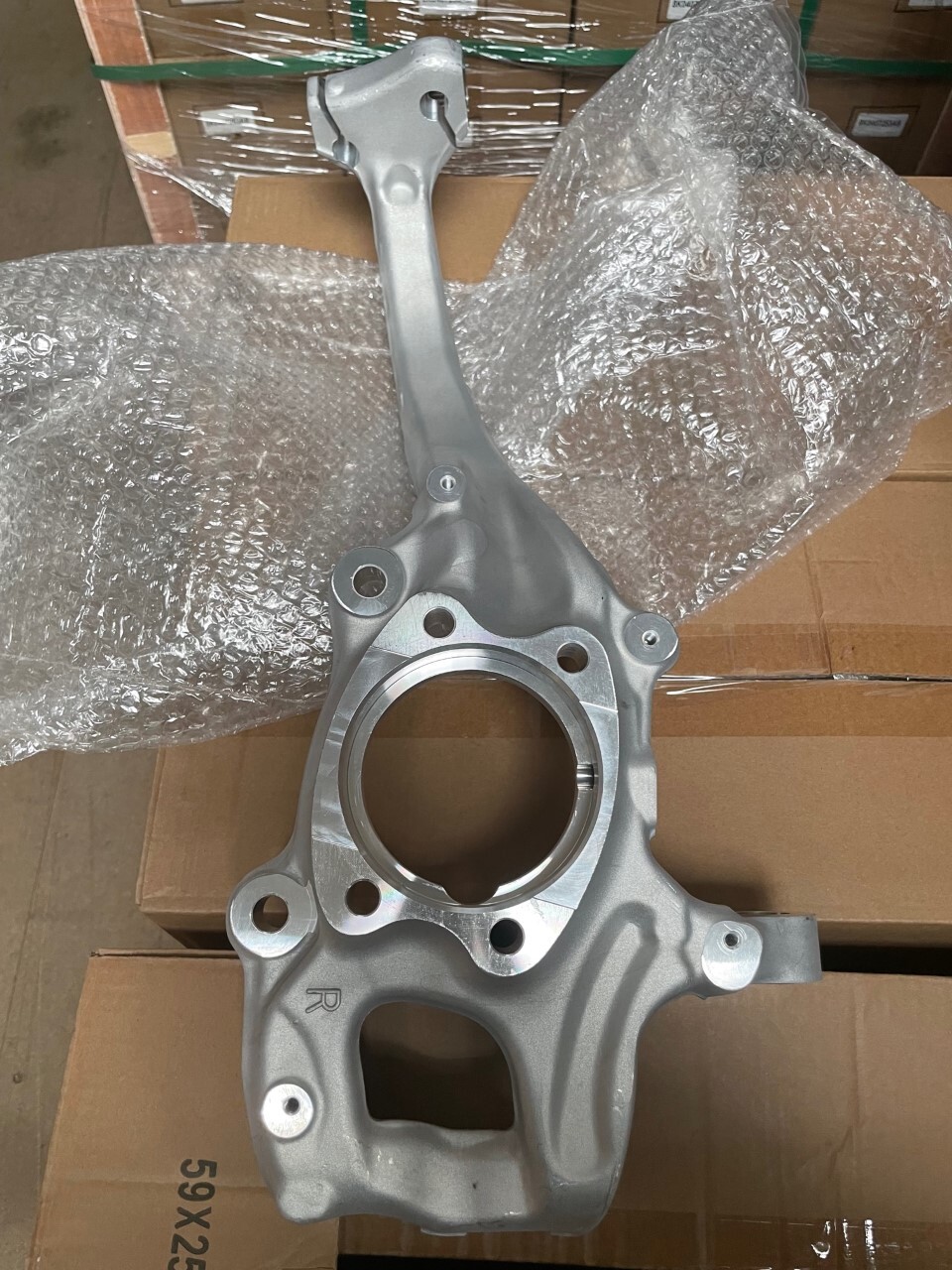 AUDI A4 B8 8K2 TDI QUATTRO AVANT 2 FRONT SUSPENSION KNUCKLE HUB CARRIER ...