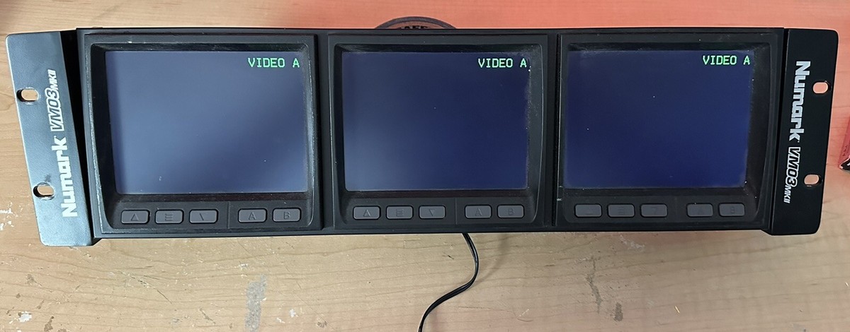 Numark VM03-MKII 3 Screen Monitor | eBay Numark VM03-MKII 3 Screen Monitor | eBay