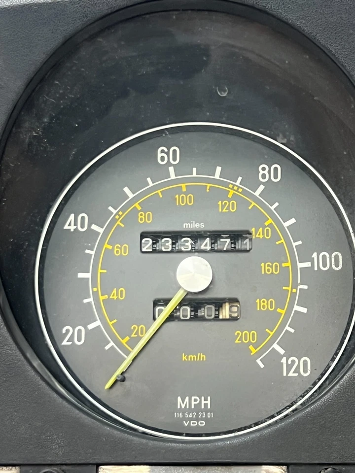 Mercedes-Benz 300SD 1980 velocímetro calibre de grupo 87 001 021 OEM (70 H) Foto 3 de 4