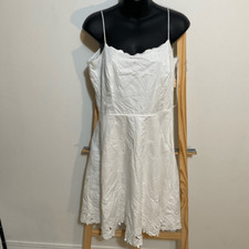 Ann Taylor white dress with floral accents size 4