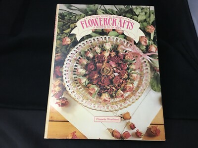 THE ENCHANTED GARDEN FLOWER CRAFTS A MIRROR OF NATURE HC DJ 1988 FIRST EDITION