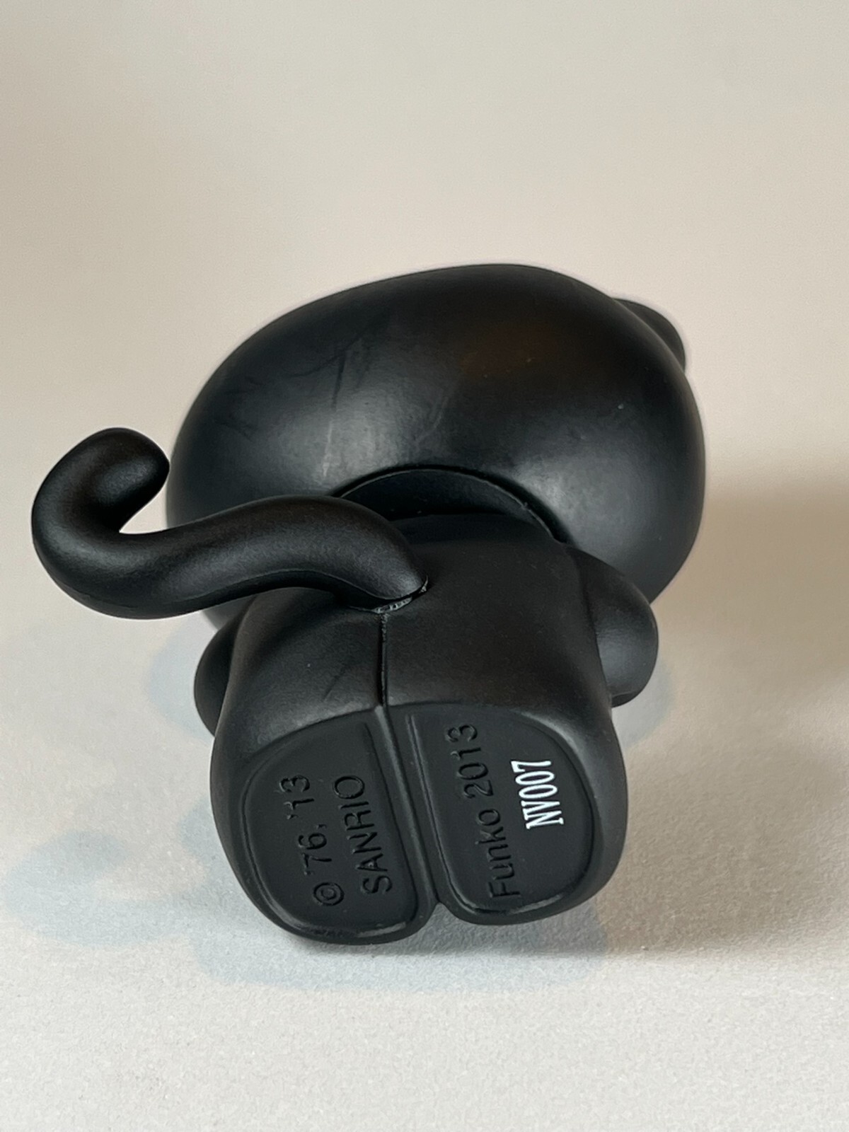 Funko Hello Kitty Mystery Mini – Black Cat Costume (2013) – Sanrio Halloween