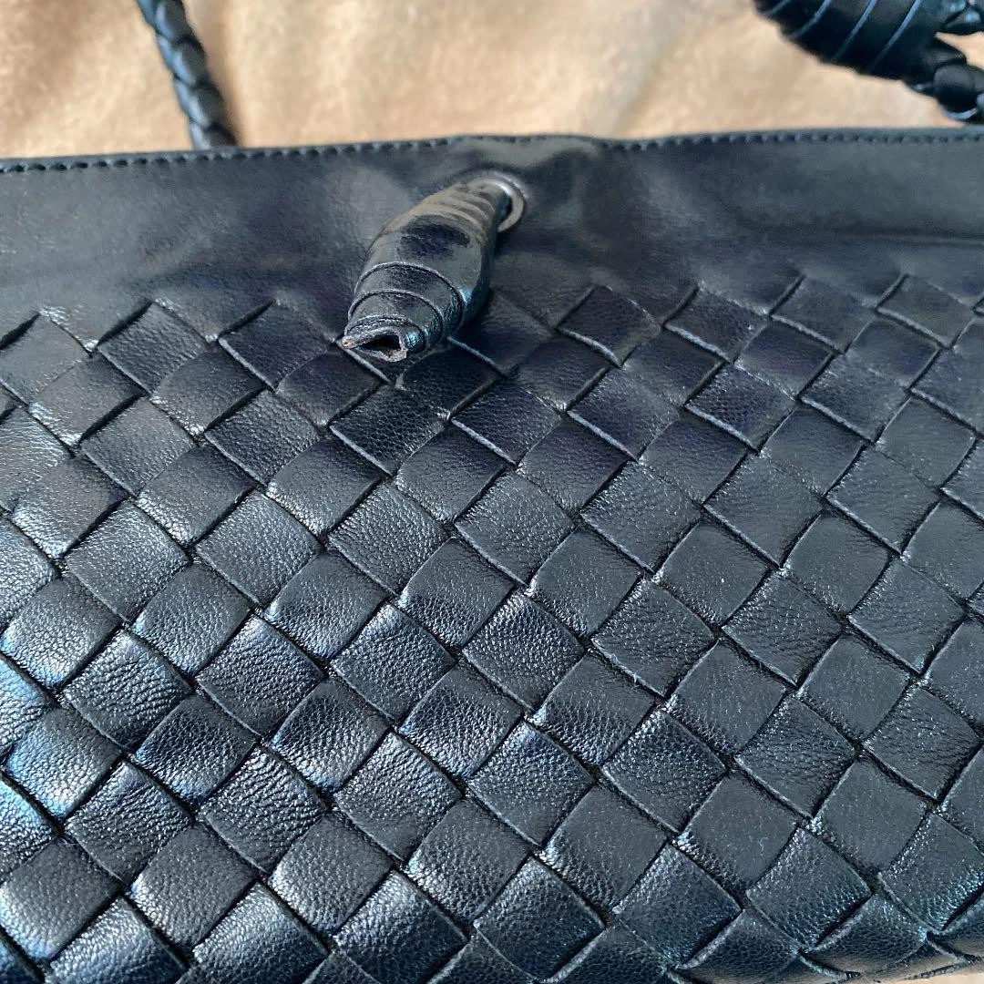 Borsa a tracolla Bottega Veneta Intrecciata in pelle nera vintage originale