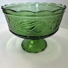 Vnt Emerald Green Embossed Compote Candy Dish E.O. Brody Co. M6000 Cleveland MCM