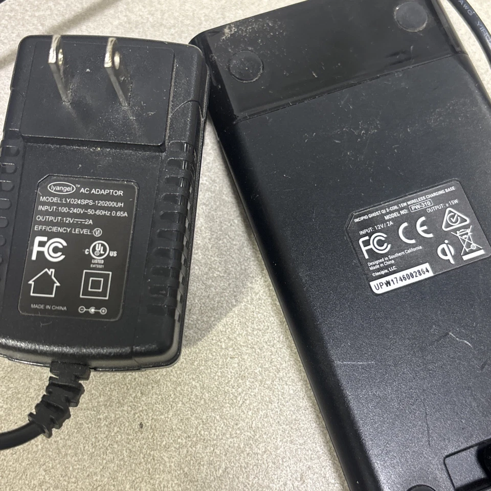 Almohadilla de carga inalámbrica Incipio Ghost Qi de 3 bobinas #G4 Foto 3 de 3