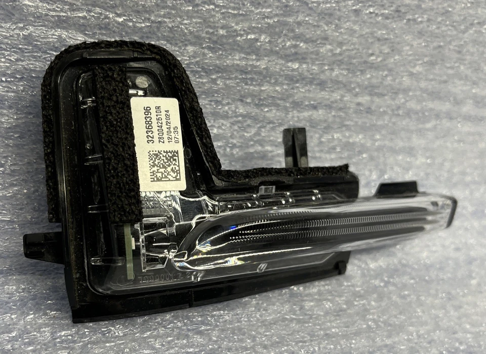 VOLVO XC60 XC90 2018-2024 ESPEJO INTERMITENTE INDICADOR LUZ LÁMPARA ✅ OEM 31385685 Foto 2 de 4