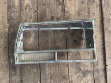 1977 1978 Chevrolet Impala Right Headlight Bezel Oem 77 78 1977 1978 Chevrolet Impala Right Headlight Bezel Oem 77 78