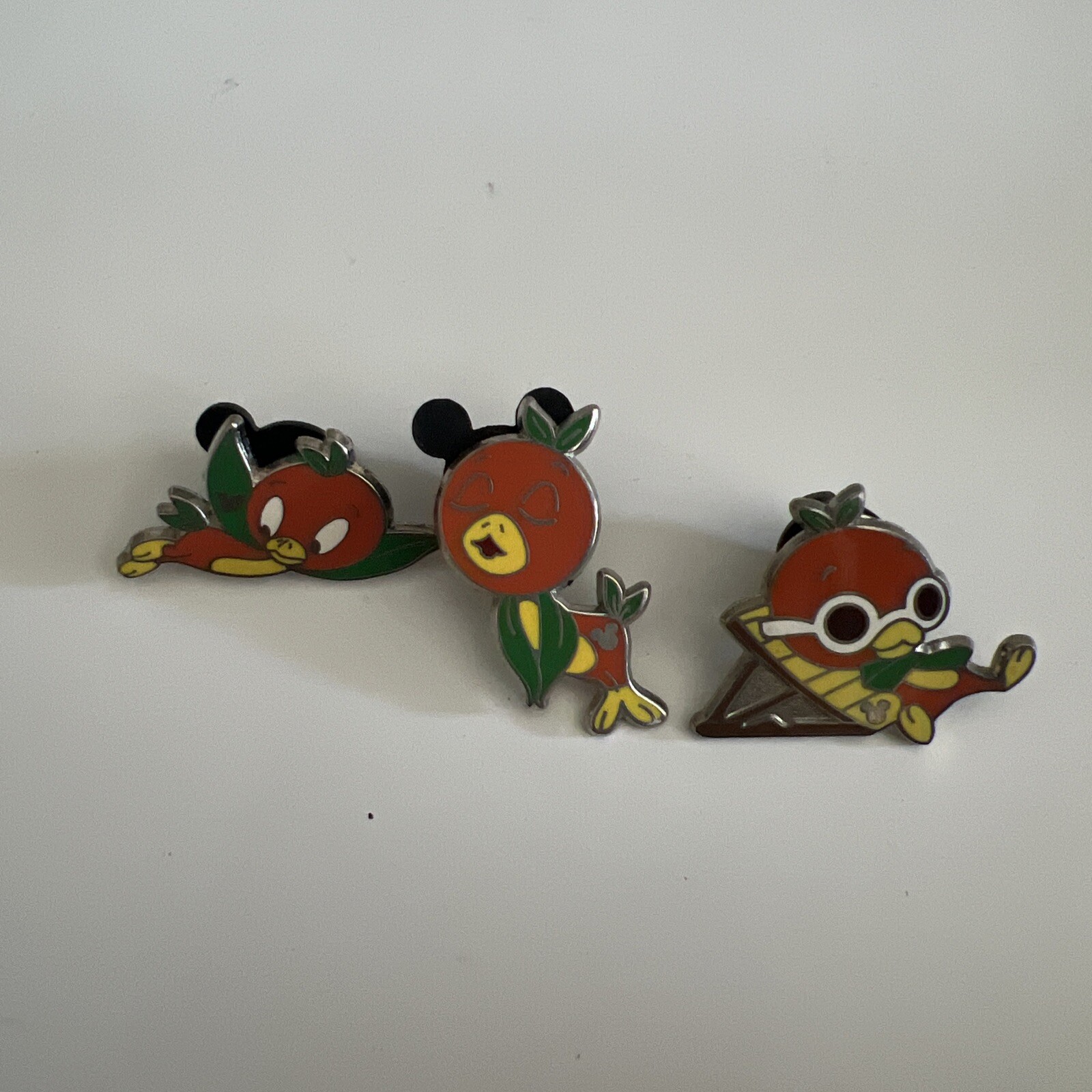 DISNEY PARKS 2011 Hidden Mickey Series ORANGE BIRD Collection Complete Pin Set 3