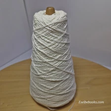 Bramwell machine knitting yarn - white crepe - 132 grams (C179)