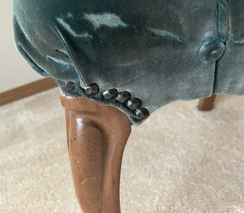 Antique Victorian Statement Chair, Floral Carvings, Made in Montgomery Alabama - Image 4 of 4