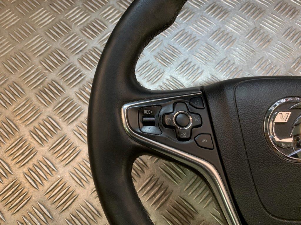 0917 VAUXHALL INSIGNIA MULTIFUNCTION LEATHER STEERING WHEEL/AIRBAG