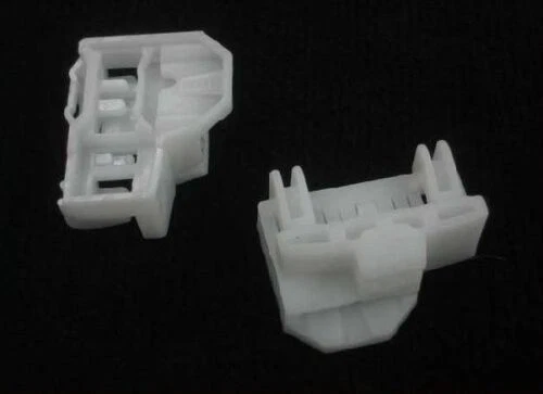 Pièces et accessoires pour le côté droit pour carrosserie d'automobile