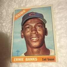 Topps 1966 Ernie Banks #110 Chicago Cubs MLB Vintage Base Set Trading Card
