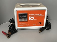 Montgomery Ward 612 Volt 10 Amp Manual Battery Charger - Clean- Works Great
