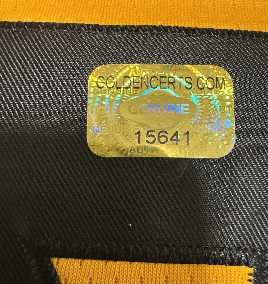 Caitlin Clark Autographed Jersey 22 Yellow Iowa Hawkeyes Indiana Feverwith COA🔥 - Image 4 of 4