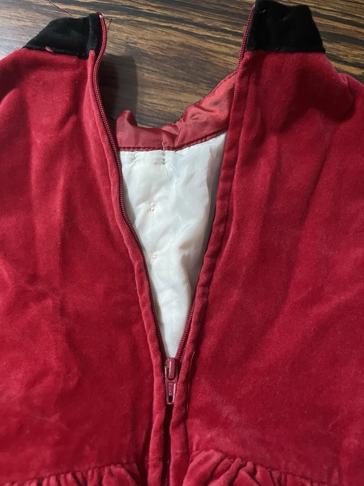 Vestido Harajuku Mini Para Target Niñas XS 4/5 Rojo Terciopelo Sin Mangas Cremallera Trasera Foto 3 de 4