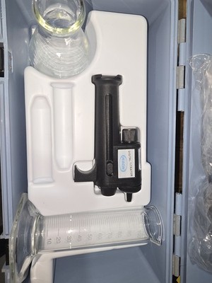 Hach 16900 Digital Titrator with Alkalinity Test Kit (AL-DT) Lab