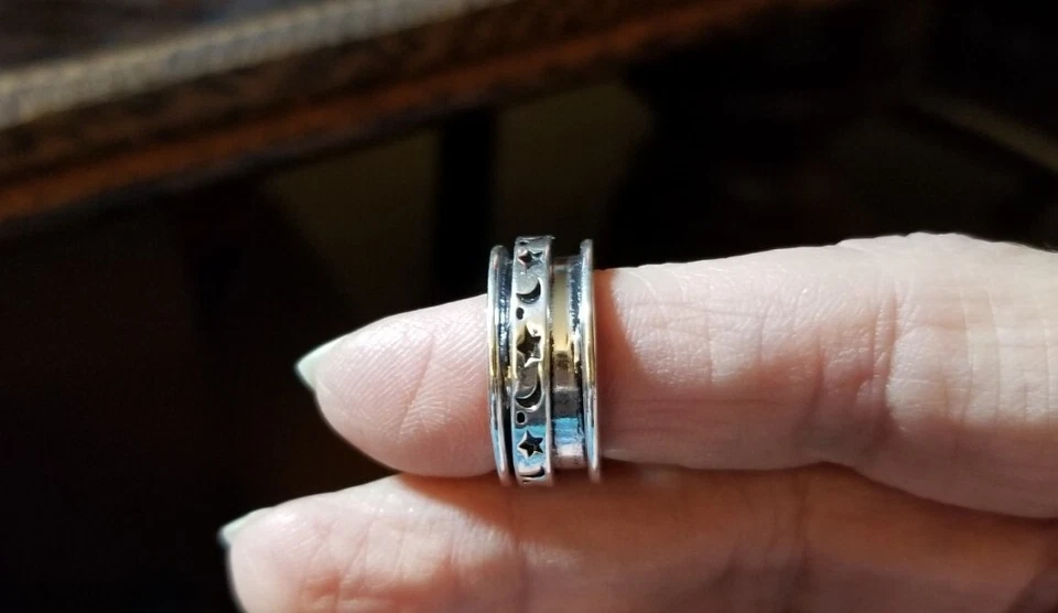 Anillo giratorio de plata de ley 925 con piedra lunar tamaño 4,5 estrellas lunas Foto 3 de 4
