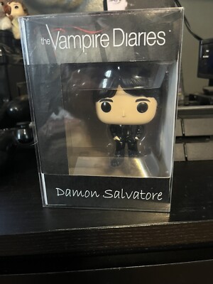 Pack Figurines Damon & Elena - The Vampire Diaries - Vinyle - Neuf