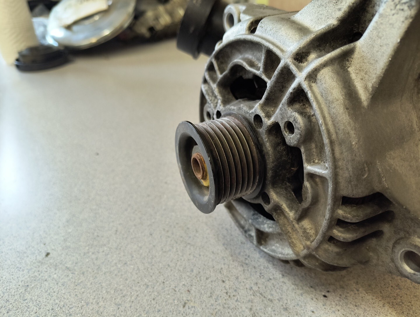 1999 Bentley Arnage Alternator Bosch 120A 0123515023
