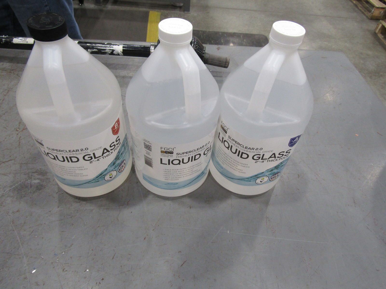 SuperClear 2.0 Liquid Glass Deep Pour Epoxy Resin & Activator 142270 3