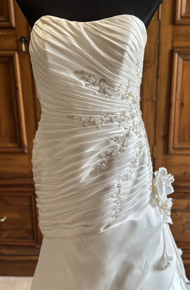 “ALFRED ANGELO”WOMENS SIZE”14”IVORY WEDDING DRESS~BNWT* - image 2 of 4