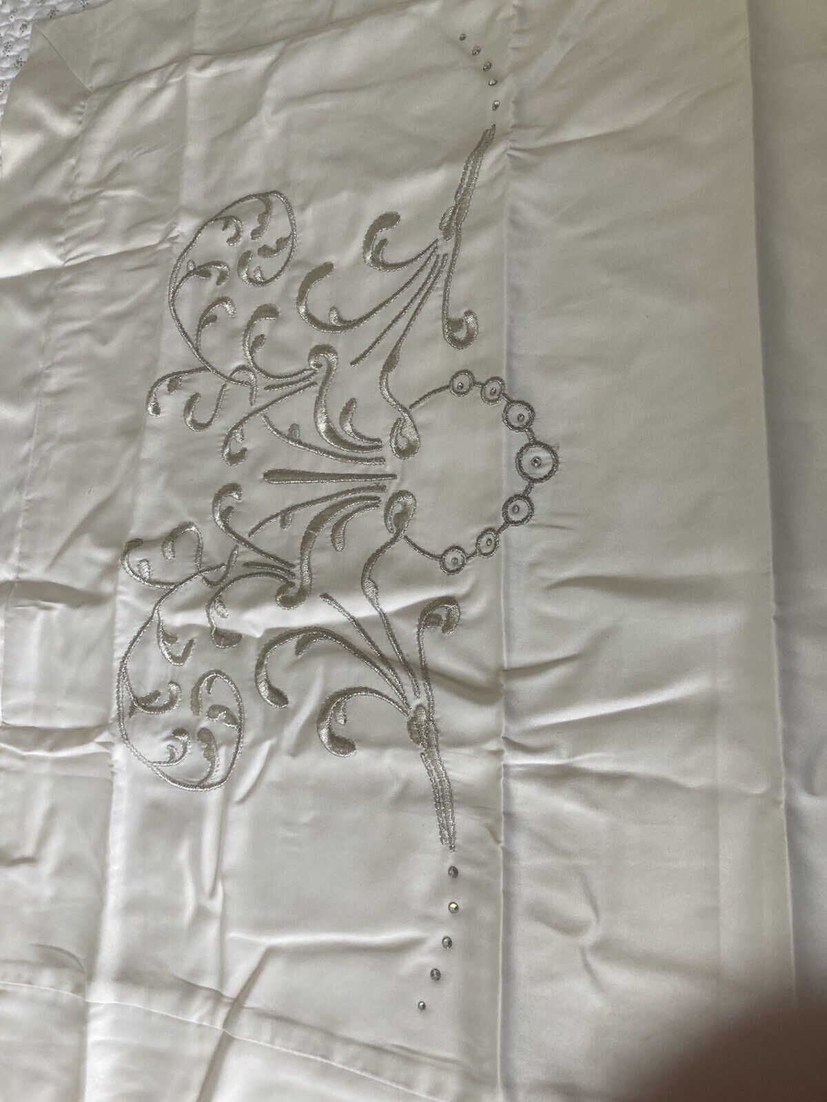 Picture 1 of 4