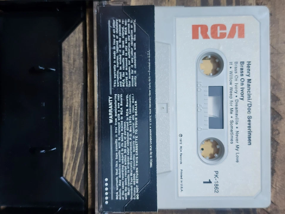 Винтажная КАССЕТА ИЗ ЛАТУНИ НА СЛОНОВОЙ КОСТИ Henry Mancini Doc Severinsen Audio Tape RCA 1972 - Изображение 3 из 4