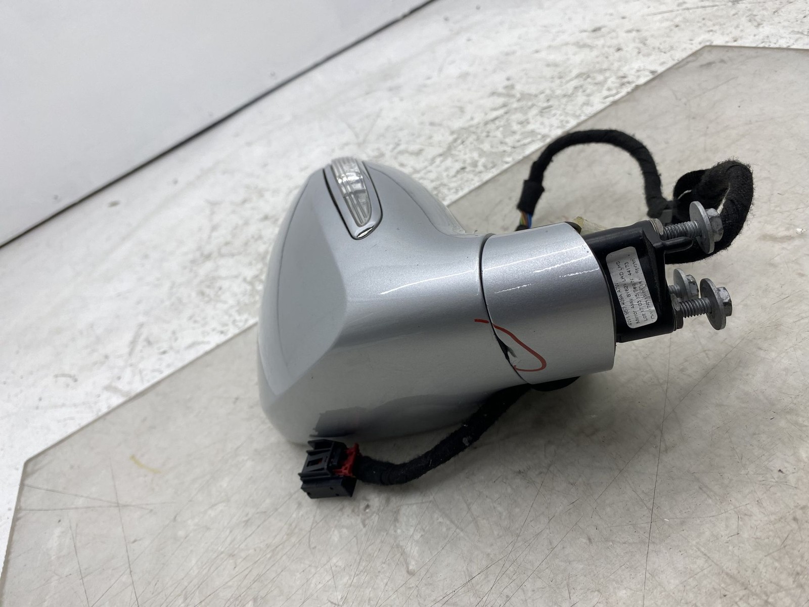 2014-2018 BENTLEY FLYING SPUR FRONT LEFTPOWER FOLD DOOR MIRROR *MISSING GLASS*