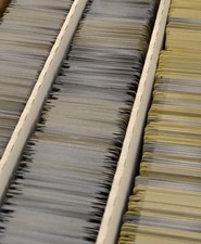 1000 Chinesische/Koreanische Pokemon Karten Bulk Lot - C/UC + zufällige HOLOS NM