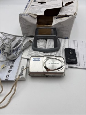 Olympus Stylus 300 Digital Camera 3.2 MP TESTED Needs Battery, No Battery Includ