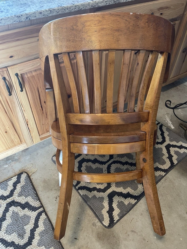 Gunlocke Courtroom Banker Chair Solid Oak Antique Vintage - Image 2 of 4