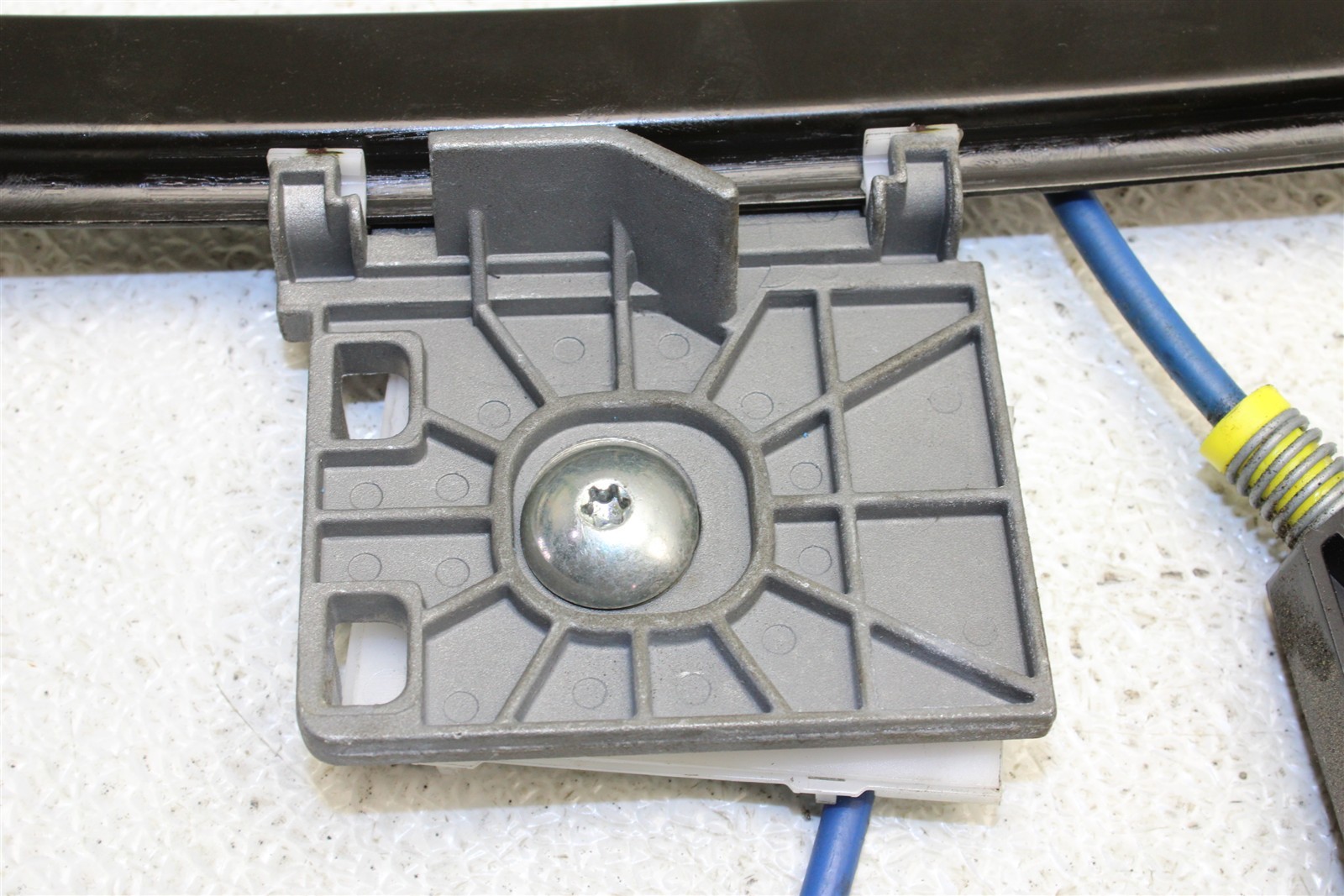 2008-2019 Maserati GranTurismo Right Window Regulator Motor Passenger RH 08-19