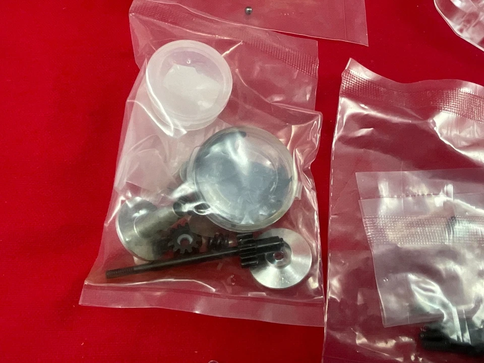 TEAM ASSOCIATED RC10CC CLASSIC CLEAR 6 GEAR TRANSMISSION COMPLETE SLIPPER RC10 - Image 4 of 4