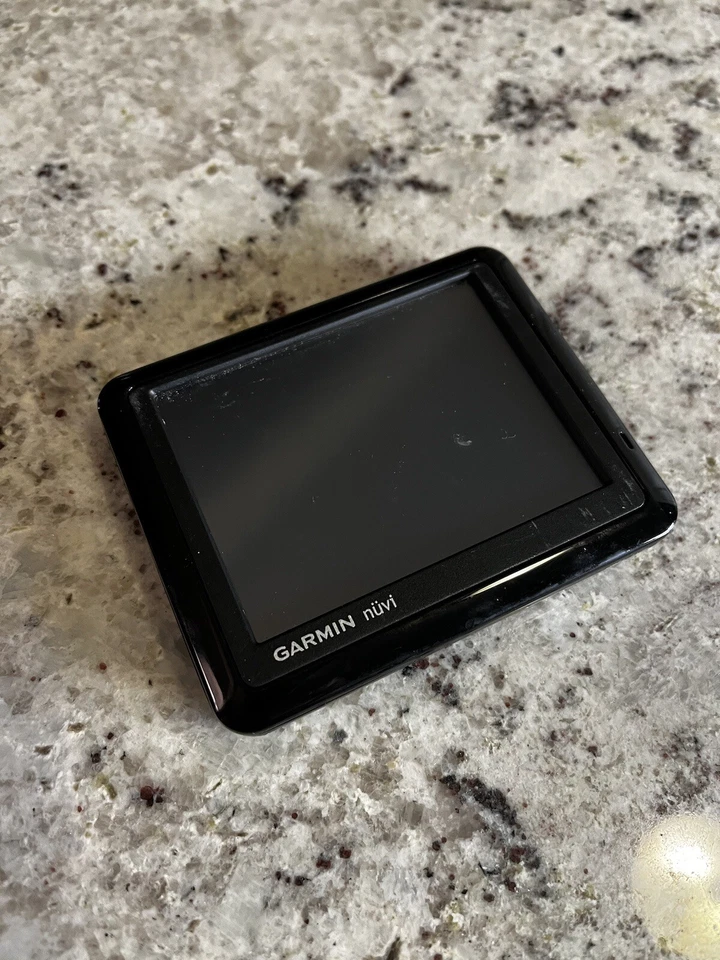 Garmin Nuvi 1260 Automotive GPS System With Charger Cord & Mount Bundle - Image 2 of 4