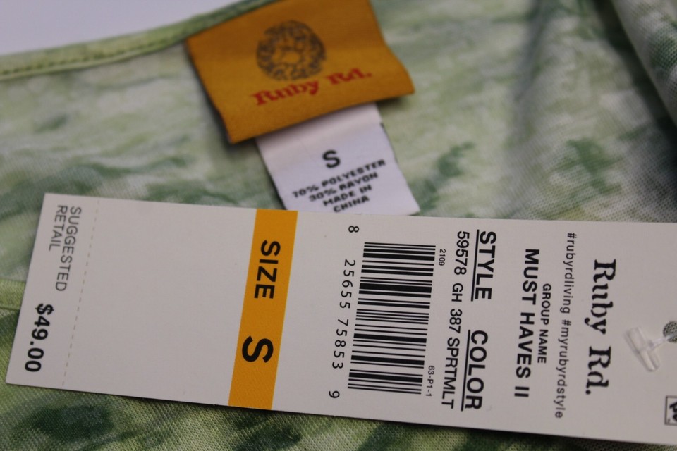 Ruby Rd. lime green print lightweight sleeveless top with ruffle