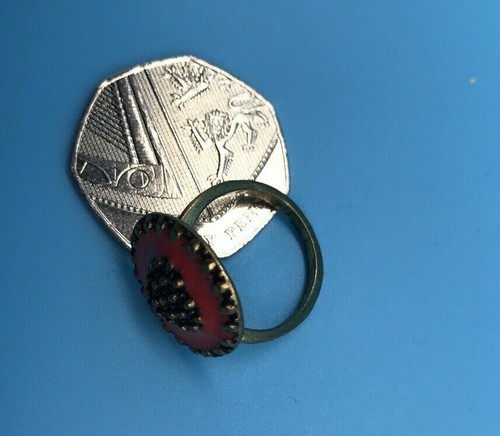 Vintage Gold Metal Pink Coral Heart Design Ring Size N1/2 - Picture 7 of 12