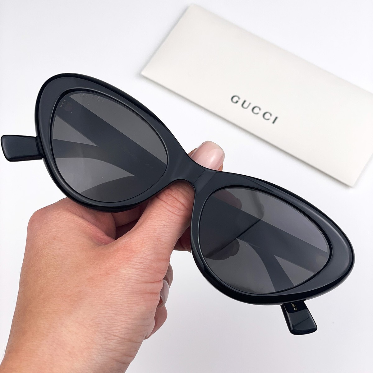 GUCCI キャットアイサンクラス GG1170S 001 Gucci™ GG1170S Cat-Eye Sunglasses | EyeOns.com